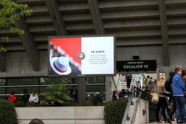 El perímetro del estadio 2R1G1B de P16 IP65 llevó la pantalla de visualización